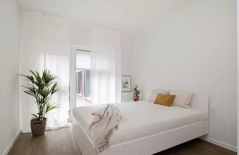 Langzeitmiete: 2-Zimmer-Wohnung 42 m² im Stadtteil Mokotów, Warschau, Polen