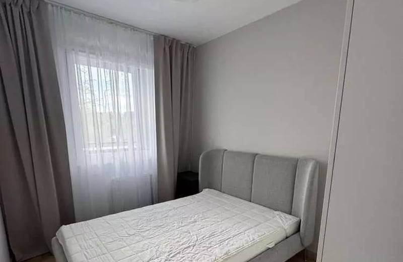Location longue durée : appartement de 3 pièces, 35 m² dans le quartier Ołtaszyn, Wrocław, Pologne