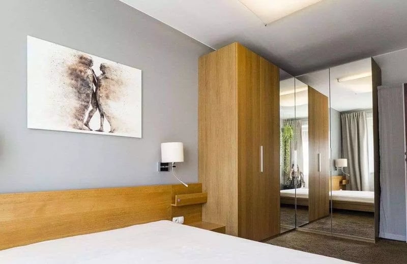 Location longue durée : appartement 2 pièces 52 m² à Grabiszyn, Wrocław, Pologne