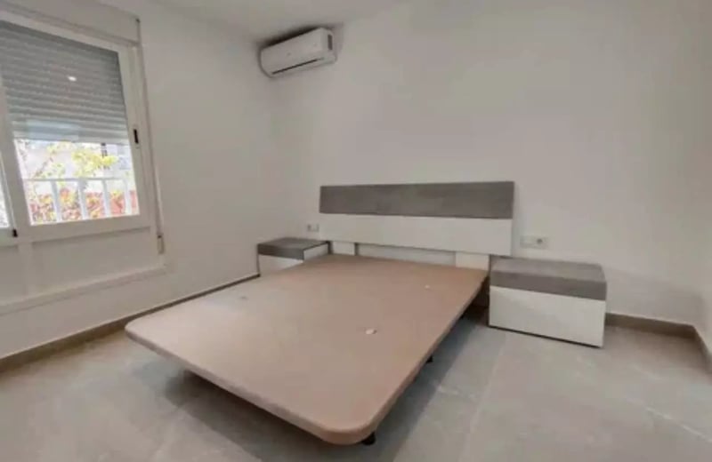 Долгосрочная аренда дома 60 м² с 2 спальнями в центре Торревьехи, Испания