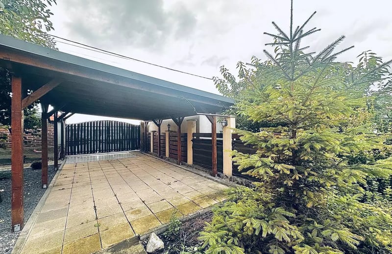 Location longue durée d’une maison de 160 m² avec 4 chambres dans le quartier Stupini, Brașov, Roumanie