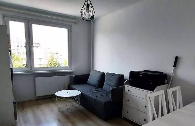 Location longue durée d’un appartement 3 pièces de 68 m² dans le quartier Fabryczna, Wrocław, Pologne