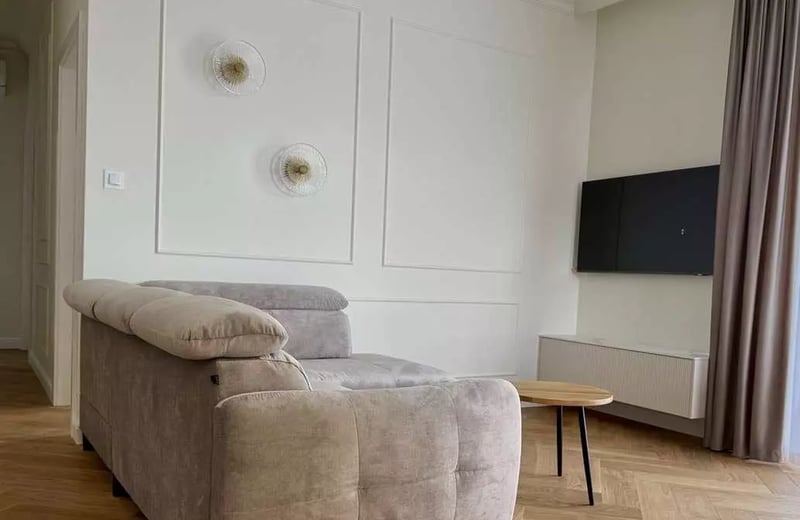 Долгосрочная аренда 4-комнатной квартиры 70 м² в зелёном районе Кракова, Польша