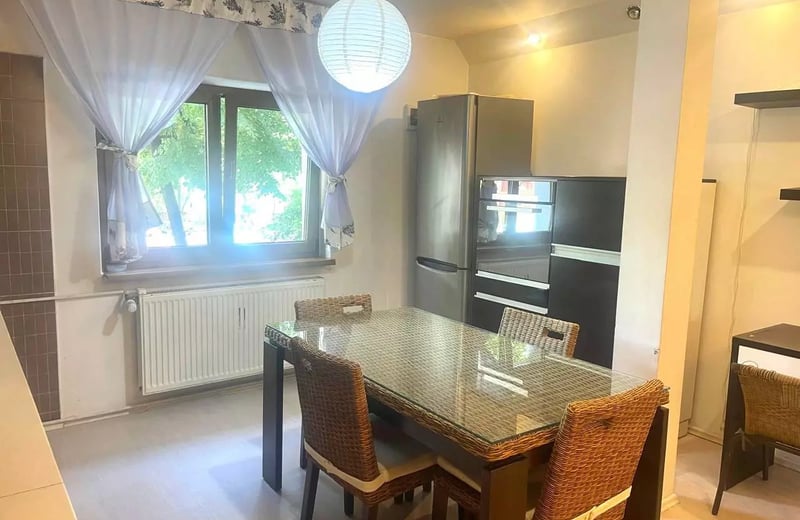 Location longue durée d’un appartement 2 pièces dans le secteur 6, Bucarest, Roumanie