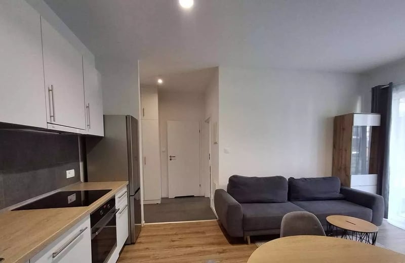 Langzeitmiete: 2-Zimmer-Wohnung 43 m², Krakau, Polen
