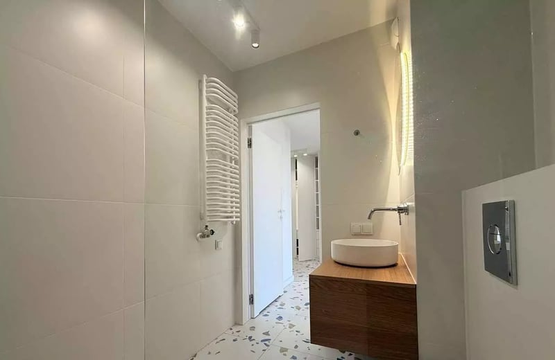 Долгосрочная аренда 3-комнатной квартиры площадью 62 м² в районе Krowodrza, Краков, Польша