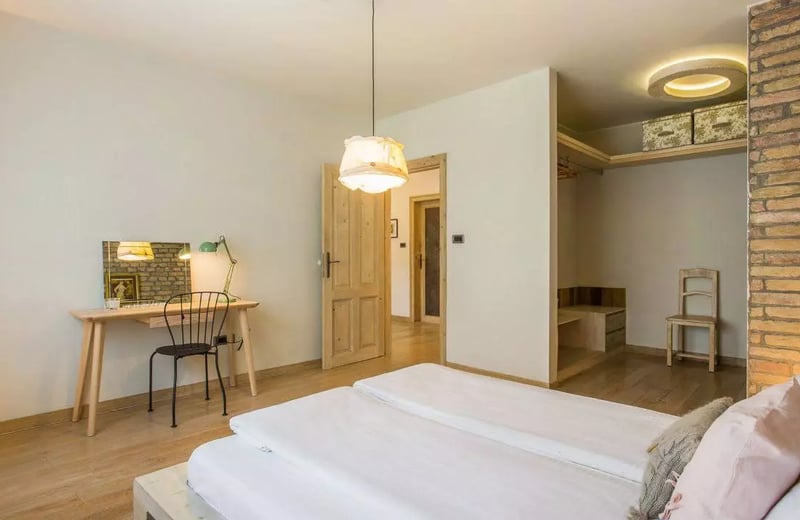 Alquiler a largo plazo de un piso de 3 habitaciones, 76 m², en Belgrado, Serbia