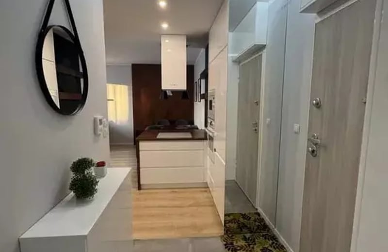 Alquiler a largo plazo de un piso de 3 habitaciones, 55 m², en el distrito de Prądnik Biały, Cracovia, Polonia