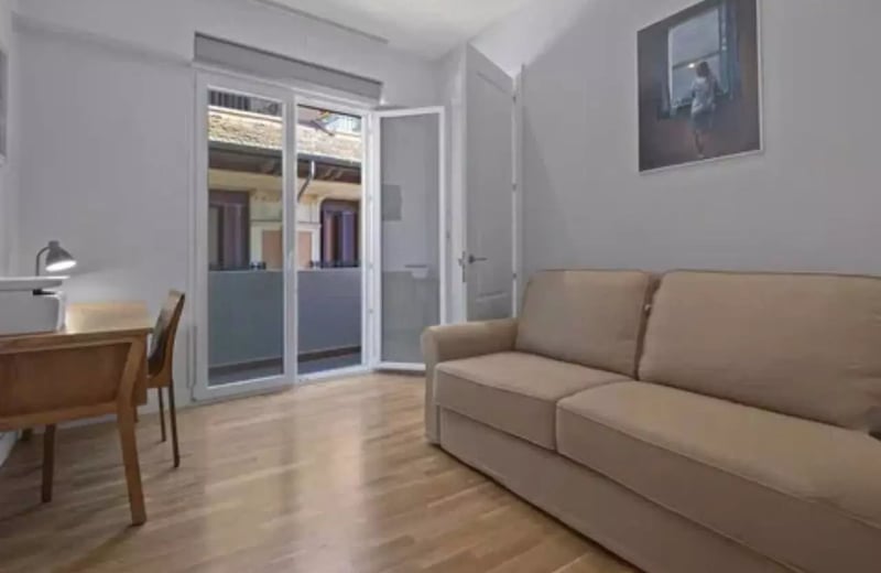Location longue durée d’un appartement de 3 chambres, 150 m², à Alicante, Espagne