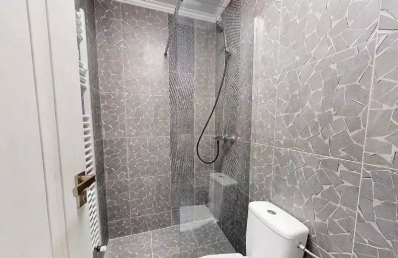 Long-term rental of a 3-room apartment, 70 m², in Faleza Nord district, Constanța, Romania