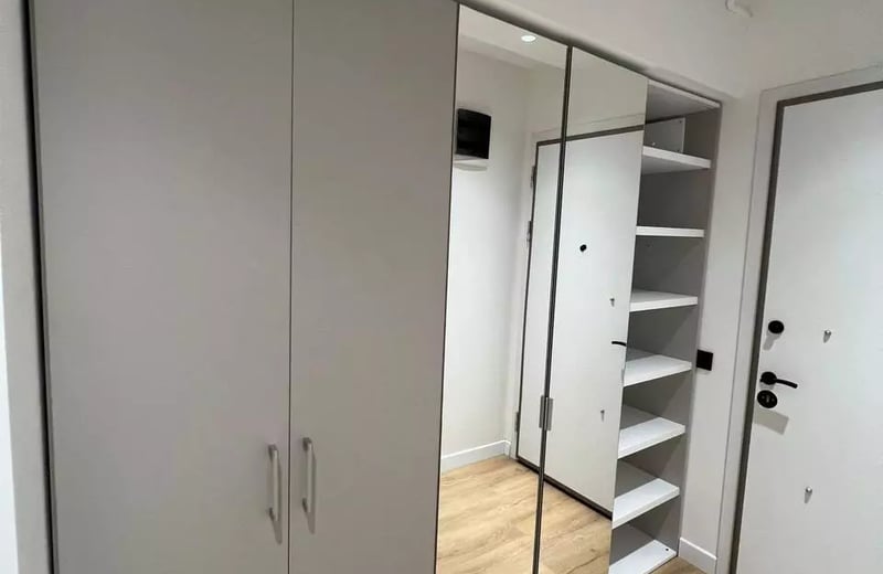 Долгосрочная аренда 3-комнатной квартиры, 90 м², район Mamaia, Констанца, Румыния