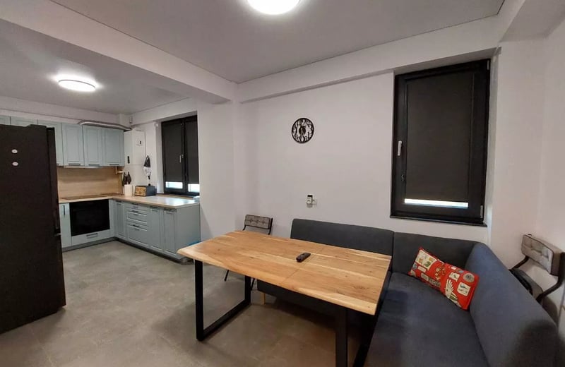 Long-term rental of a 2-room apartment, 73 m², in Constanța, Tomis Nord district, Romania