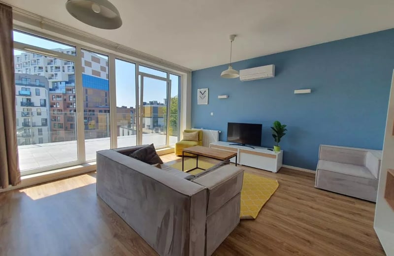 Долгосрочная аренда 4-комнатной квартиры 96 м² в районе Stare Miasto, Краков, Польша