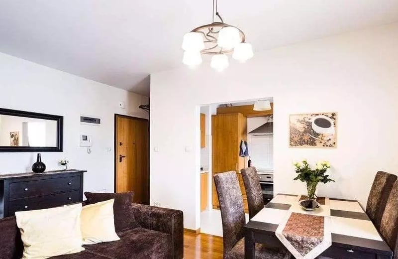 Долгосрочная аренда 3-комнатной квартиры 64 м² в районе Bronowice, Краков, Польша