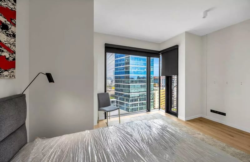 Long-term rental of a 3-room apartment, 82 m², in Wola, Warsaw, Poland