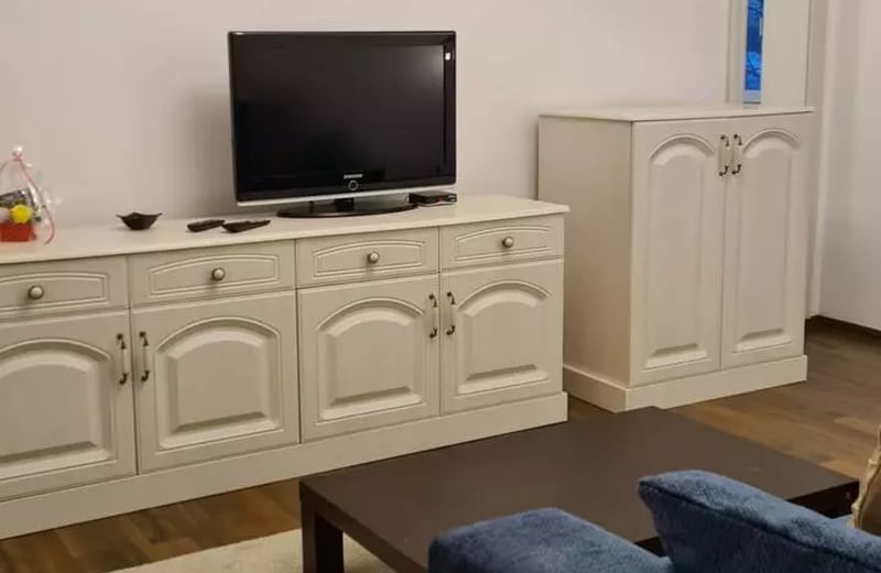 Alquiler a largo plazo de un piso de 2 habitaciones, 60 m², en el distrito Old Center, Constanza, Rumanía