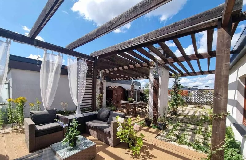 Long-term rental of a 4-room apartment, 105 m², in Wilanów district, Warsaw, Poland