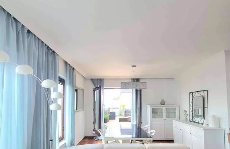 Long-term rental of a 4-room apartment, 105 m², in Wilanów district, Warsaw, Poland