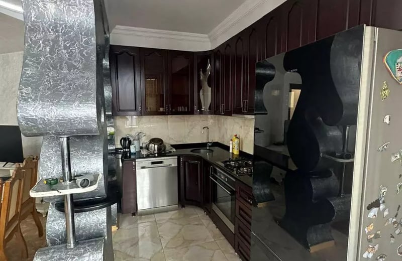 Long-term rental of an apartment, 140 m², Batumi, Georgia