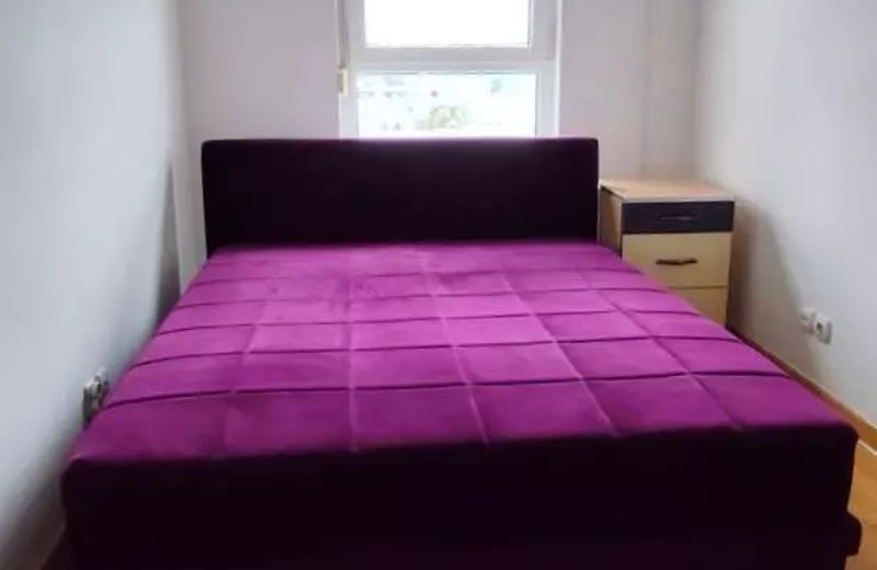 Location longue durée d’un appartement de 2 pièces, 52 m², à Belvile, Novi Beograd, Serbie