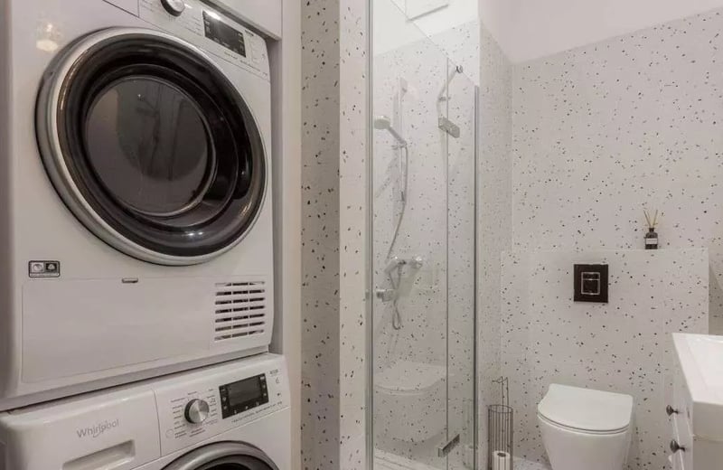 Long-term rental of a 3-room apartment, 85 m², in Wola district, Warsaw, Poland