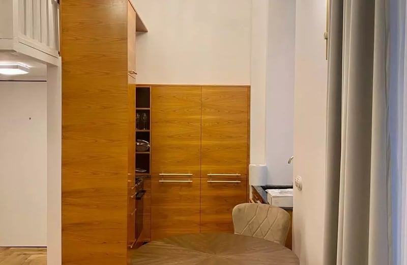 Long-term rental of a 2-room apartment, 46 m², in the city center, Warsaw, Poland