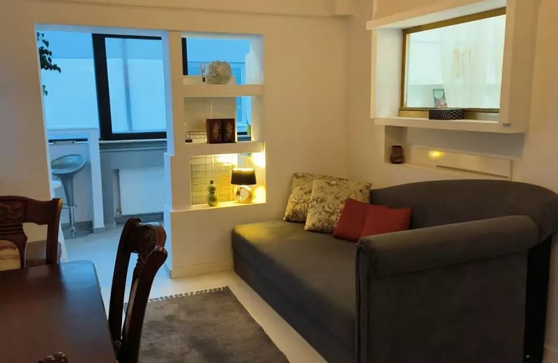 Langzeitmiete einer 3-Zimmer-Wohnung, 100 m², im Stadtteil Tomis Plus, Constanța, Rumänien