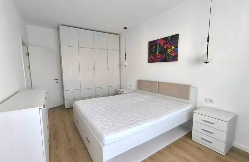 Location longue durée d’un appartement de 2 pièces, 54 m², secteur 6, Bucarest, Roumanie