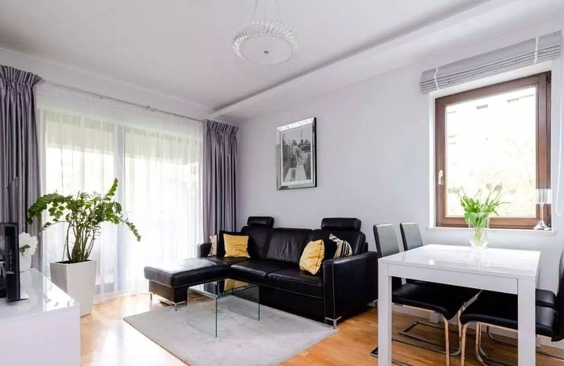 Location longue durée d’un appartement de 3 pièces, 72 m², quartier Mokotów, Varsovie, Pologne