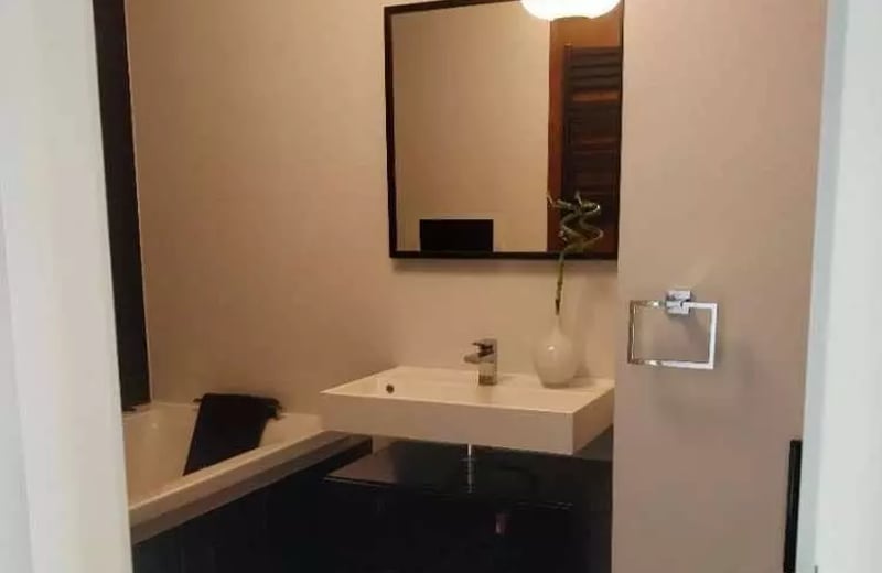 Long-term rental of a 3-room apartment, 78 m², Powiśle, Warsaw, Poland