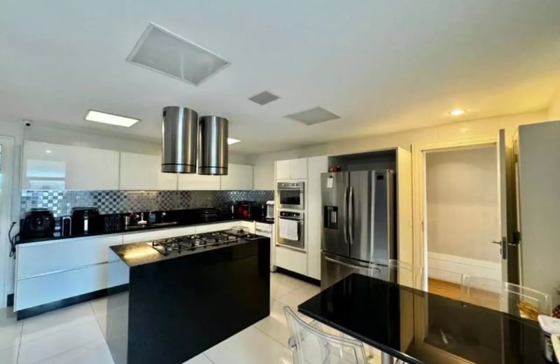 Langzeitmiete einer 4-Schlafzimmer-Wohnung, 292 m², in Barra da Tijuca, Rio de Janeiro, Brasilien