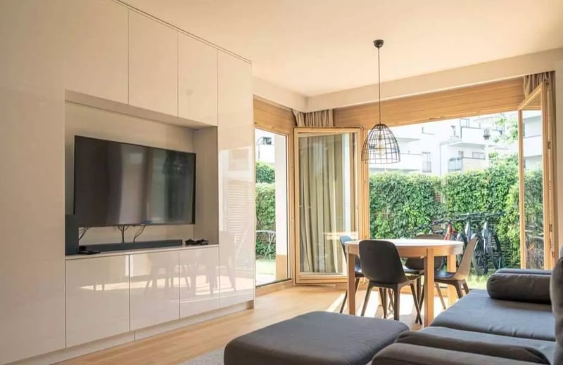 Long-term rental of a 2-room apartment, 54 m², in Wilanów, Warsaw, Poland