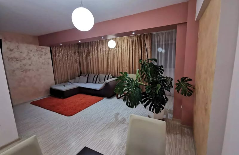 Долгосрочная аренда 2-комнатной квартиры, 60 м², в Констанце, Румыния