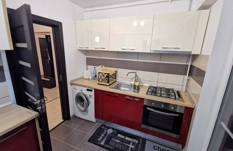 Долгосрочная аренда 2-комнатной квартиры, 60 м², в Констанце, Румыния