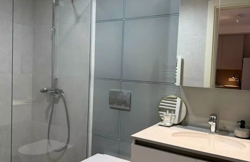 Alquiler a largo plazo de un apartamento de 2 habitaciones, 58 m², en Belgrado, Serbia