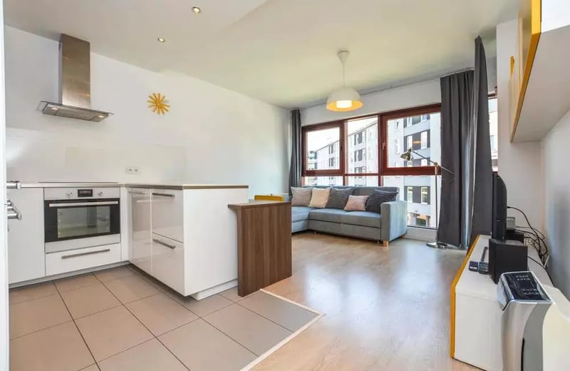 Долгосрочная аренда 3-комнатной квартиры, 68 м², в районе Zabłocie, Краков, Польша