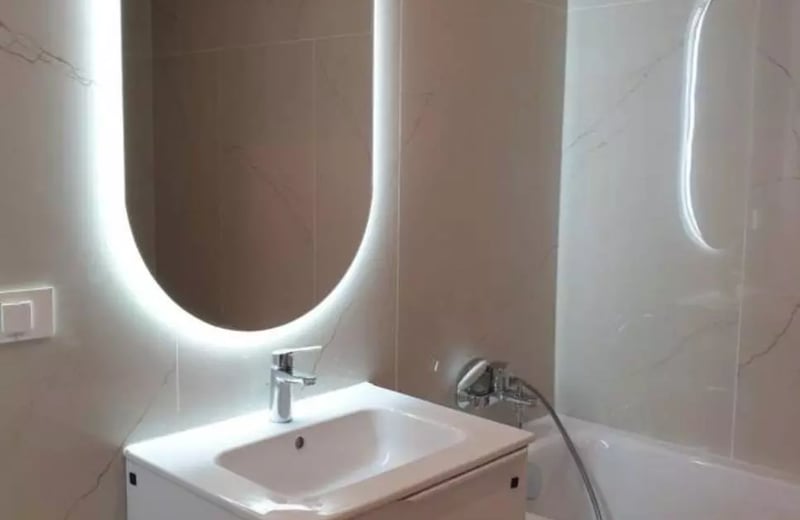 Location longue durée d’un appartement de 2 pièces, 60 m², à Mamaia Nord, Constanța, Roumanie