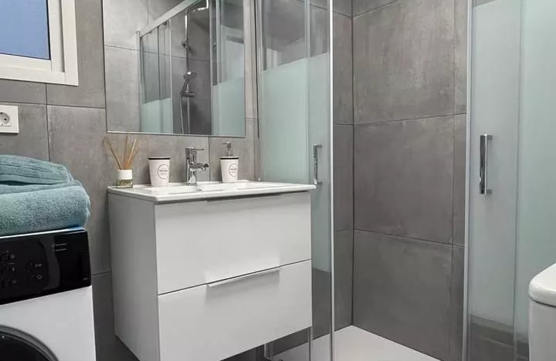 Langzeitmiete einer 2-Zimmer-Wohnung, 75 m², in Torrevieja, Spanien