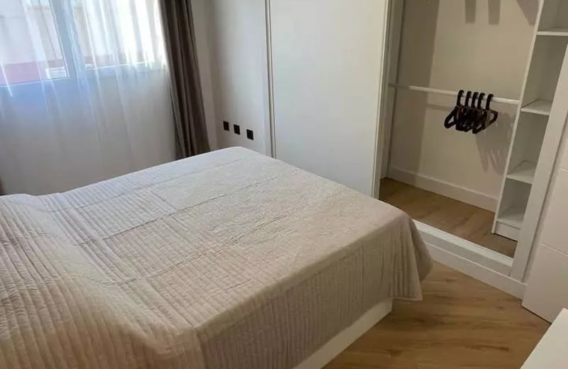 Location longue durée d’un appartement de 2 pièces, 65 m², à Torrevieja, Espagne