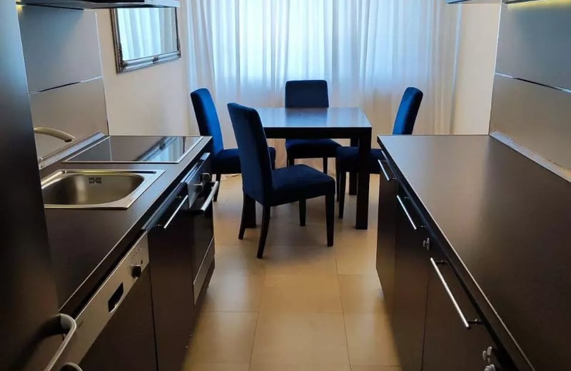 Долгосрочная аренда светлой 3-комнатной квартиры, 75 м², район Врачар, Белград, Сербия