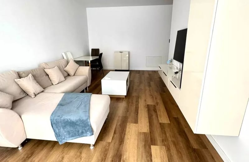 Langfristige Miete einer 2-Zimmer-Wohnung im Zentrum, Bukarest, Rumänien