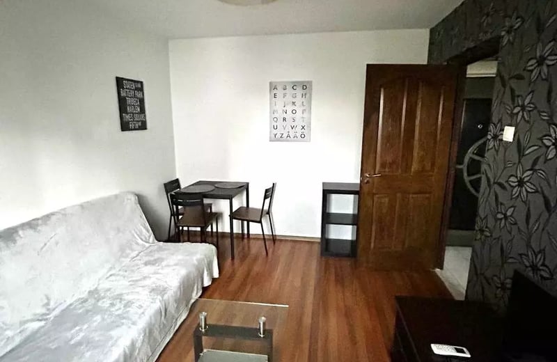 Miete einer gemütlichen 2-Zimmer-Wohnung, Bukarest, Rumänien