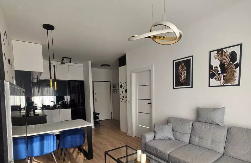 Miete einer komfortablen 2-Zimmer-Wohnung, 40 m², Fabryczna, Breslau, Polen