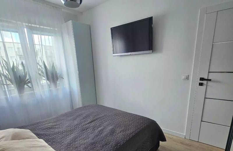 Miete einer komfortablen 2-Zimmer-Wohnung, 40 m², Fabryczna, Breslau, Polen