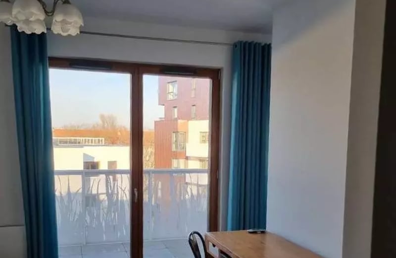 Location d’un appartement dans une résidence prestigieuse, 34 m², Wrocław, Pologne