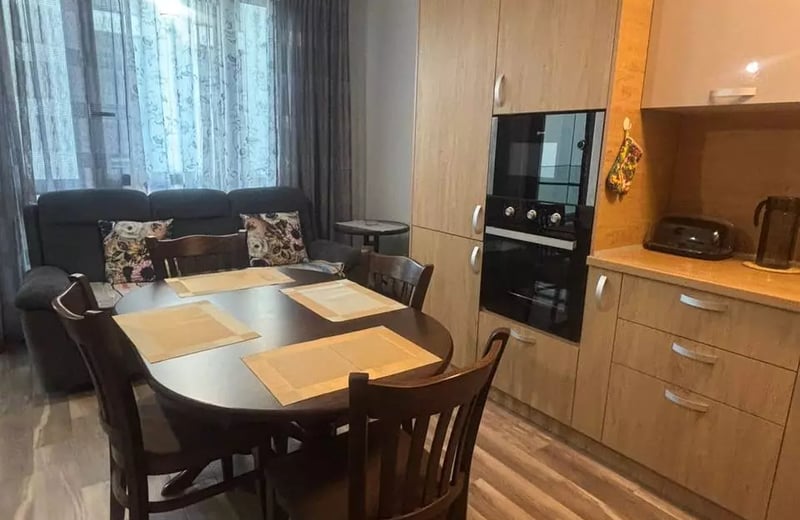 Rental of a spacious 3-room apartment, Varna, Bulgaria
