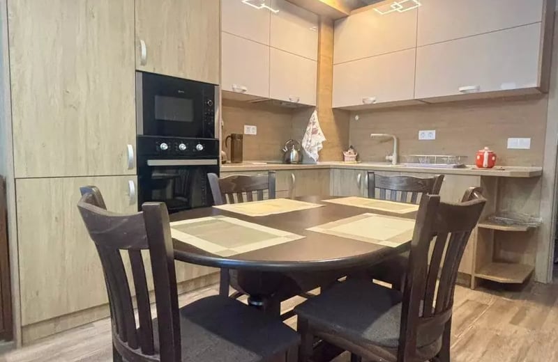 Rental of a spacious 3-room apartment, Varna, Bulgaria