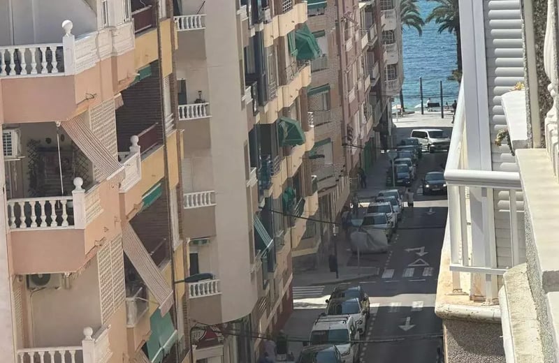 Location d’un appartement cosy avec 2 chambres, Torrevieja, Espagne