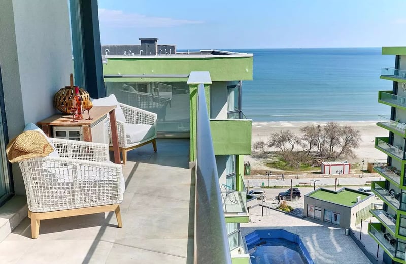 Rental of spacious 3-room apartments, 75 m², Mamaia, Constanța, Romania