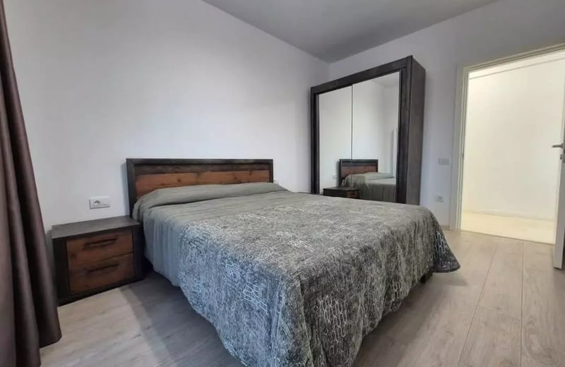 Alquiler de un acogedor apartamento de 3 habitaciones, 85 m², Tomis Nord, Constanța, Rumanía